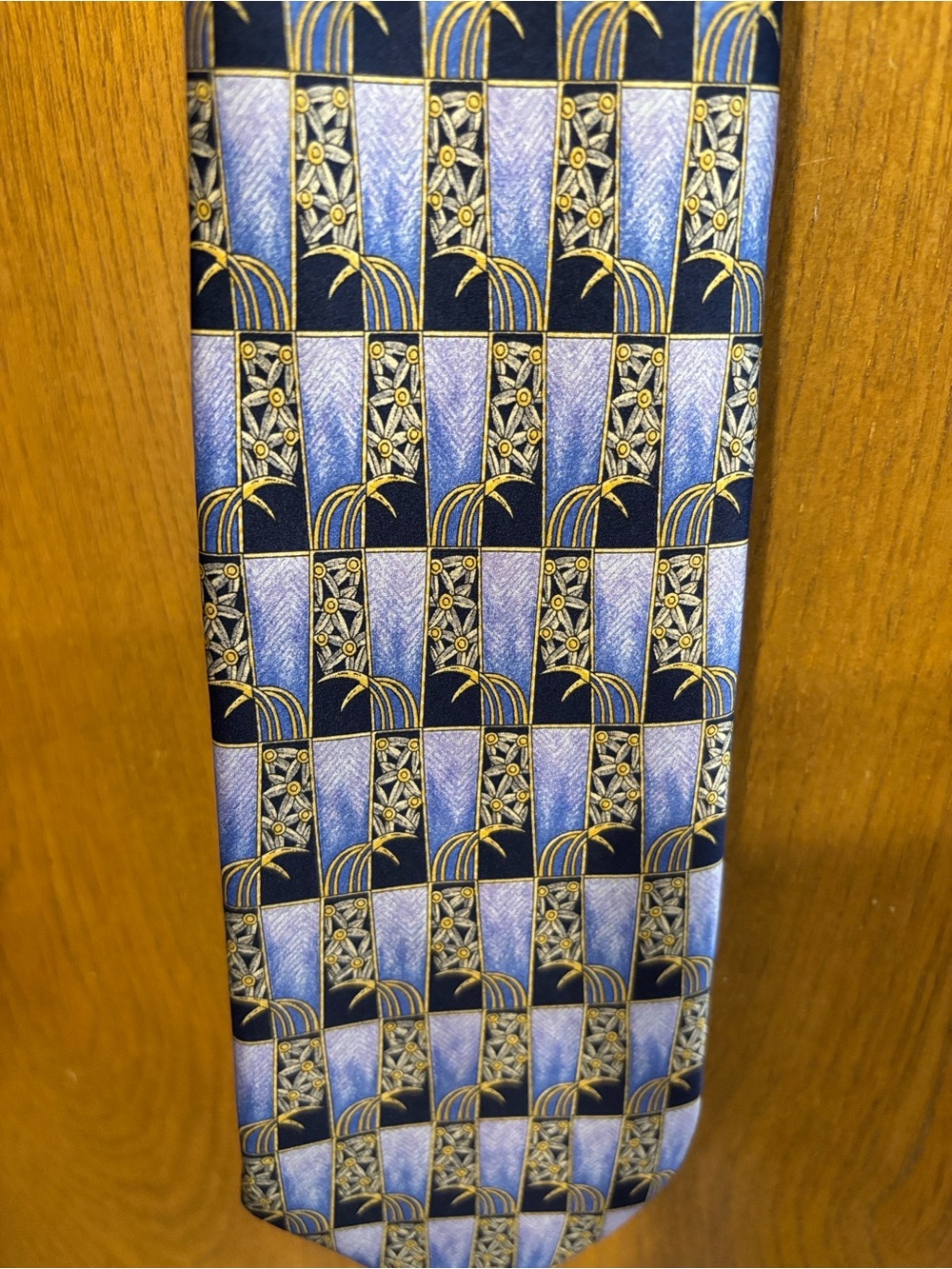 Lanvin tie
